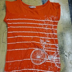 Maurices Size XS Sheer Orange Bicycle Top 👸🚲